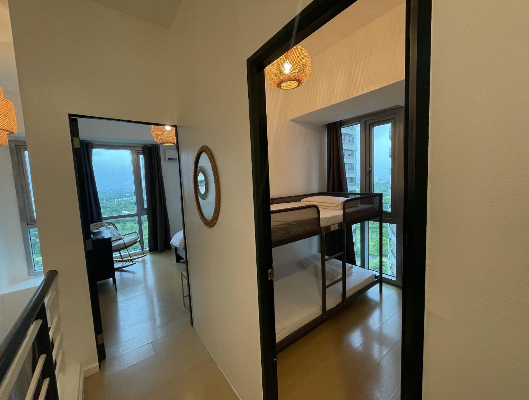 Prime Avant Bgc Location Apartments By Ph Staycation Manila Exterior foto