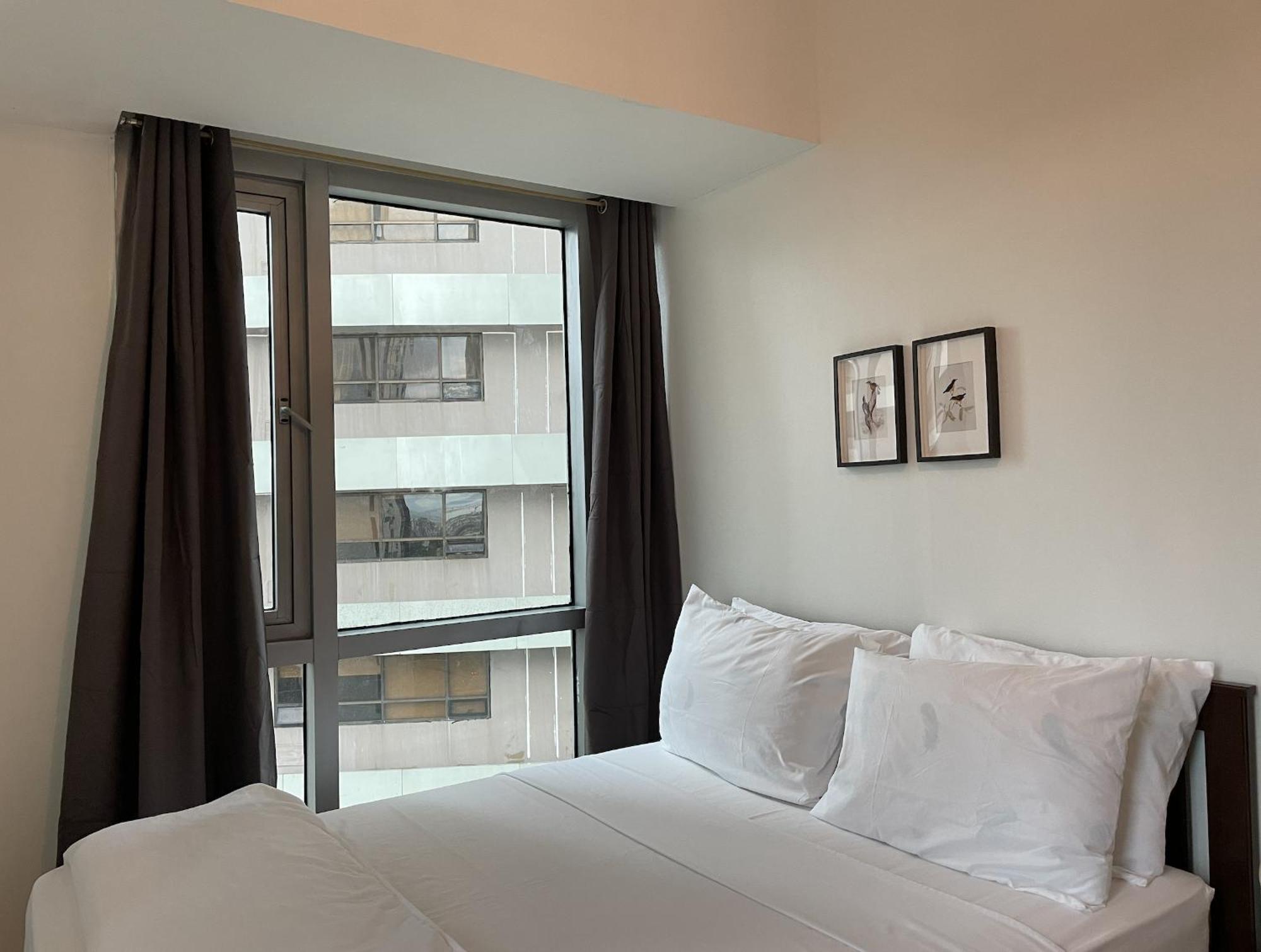 Prime Avant Bgc Location Apartments By Ph Staycation Manila Exterior foto