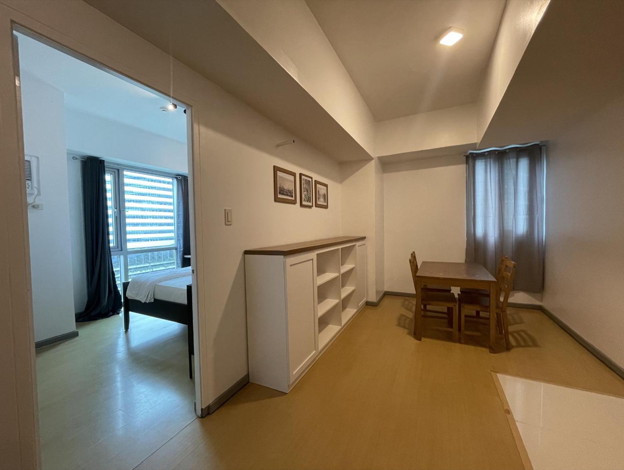Prime Avant Bgc Location Apartments By Ph Staycation Manila Exterior foto
