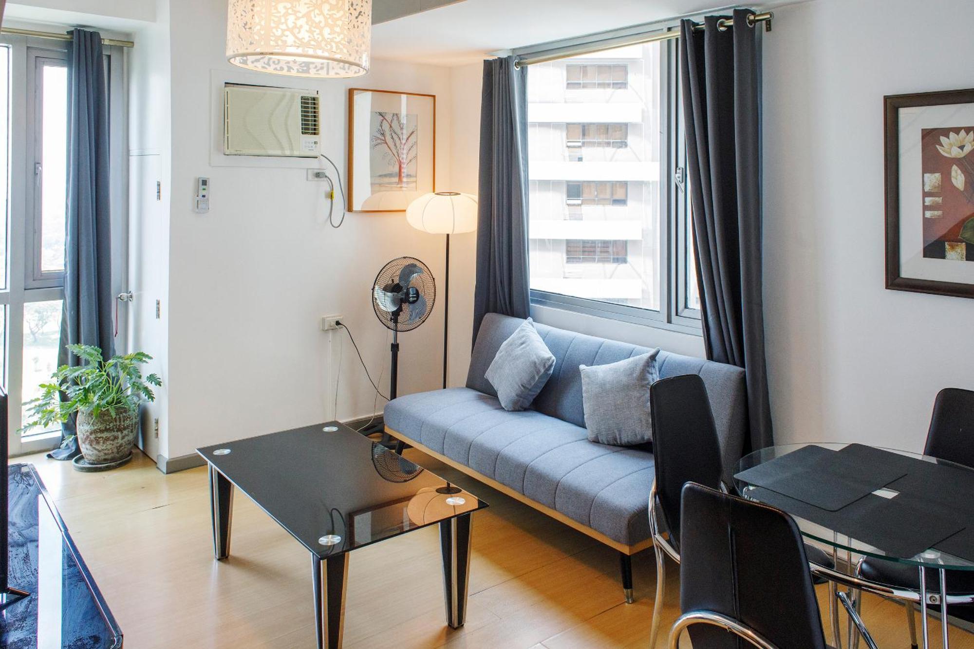 Prime Avant Bgc Location Apartments By Ph Staycation Manila Exterior foto