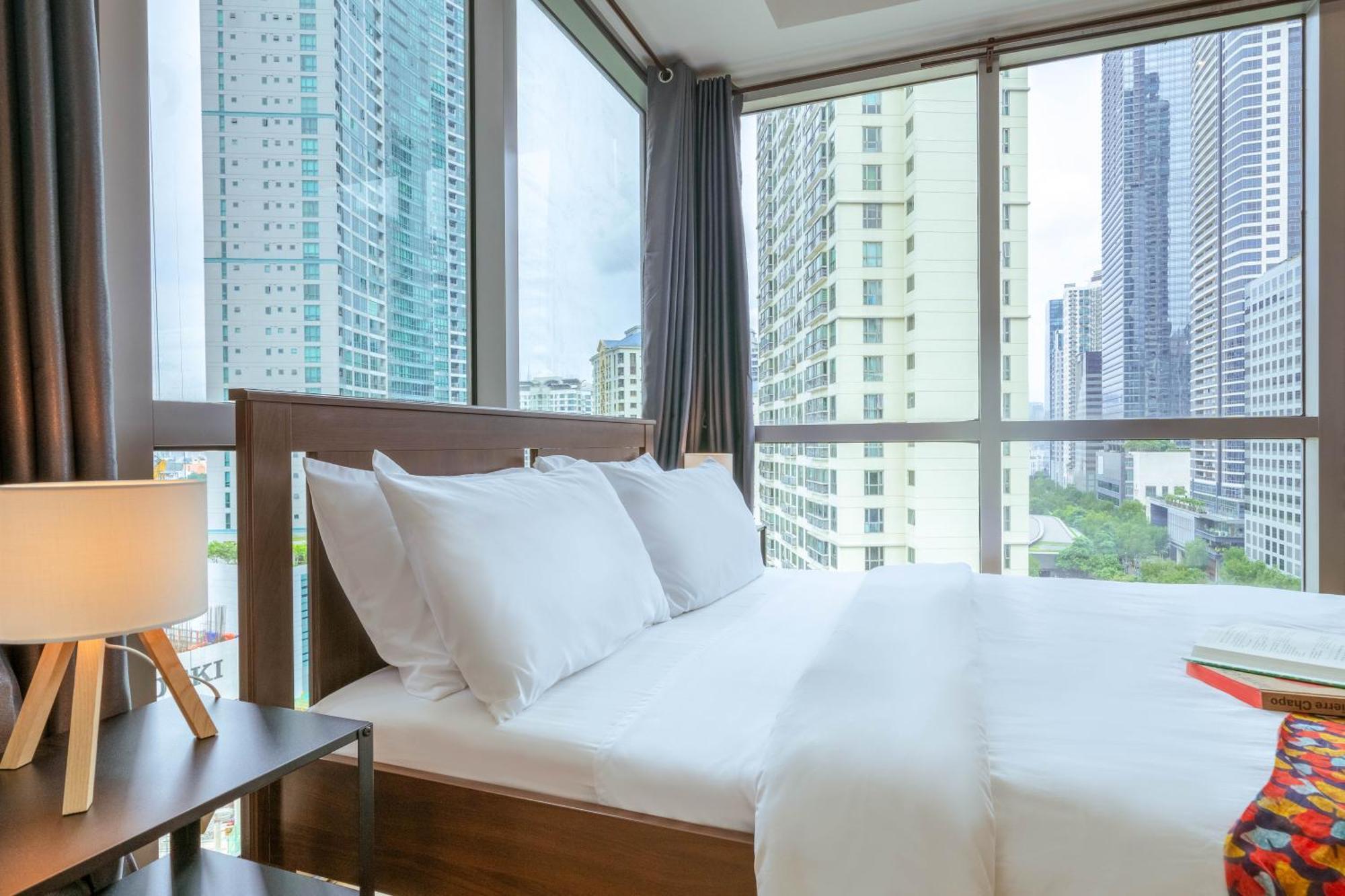 Prime Avant Bgc Location Apartments By Ph Staycation Manila Exterior foto